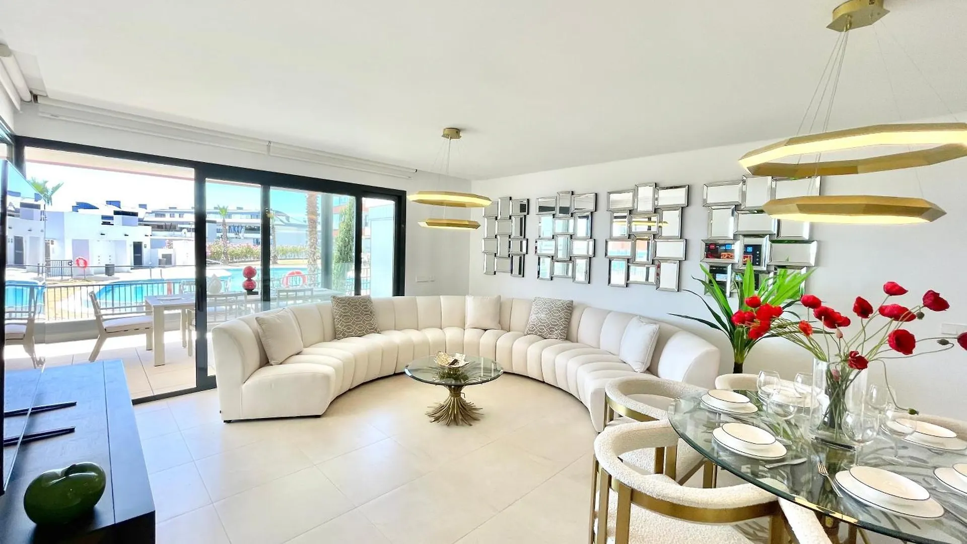 Upscale 3 Bedroom Apartment 300M From The Beach Fuengirola Spain