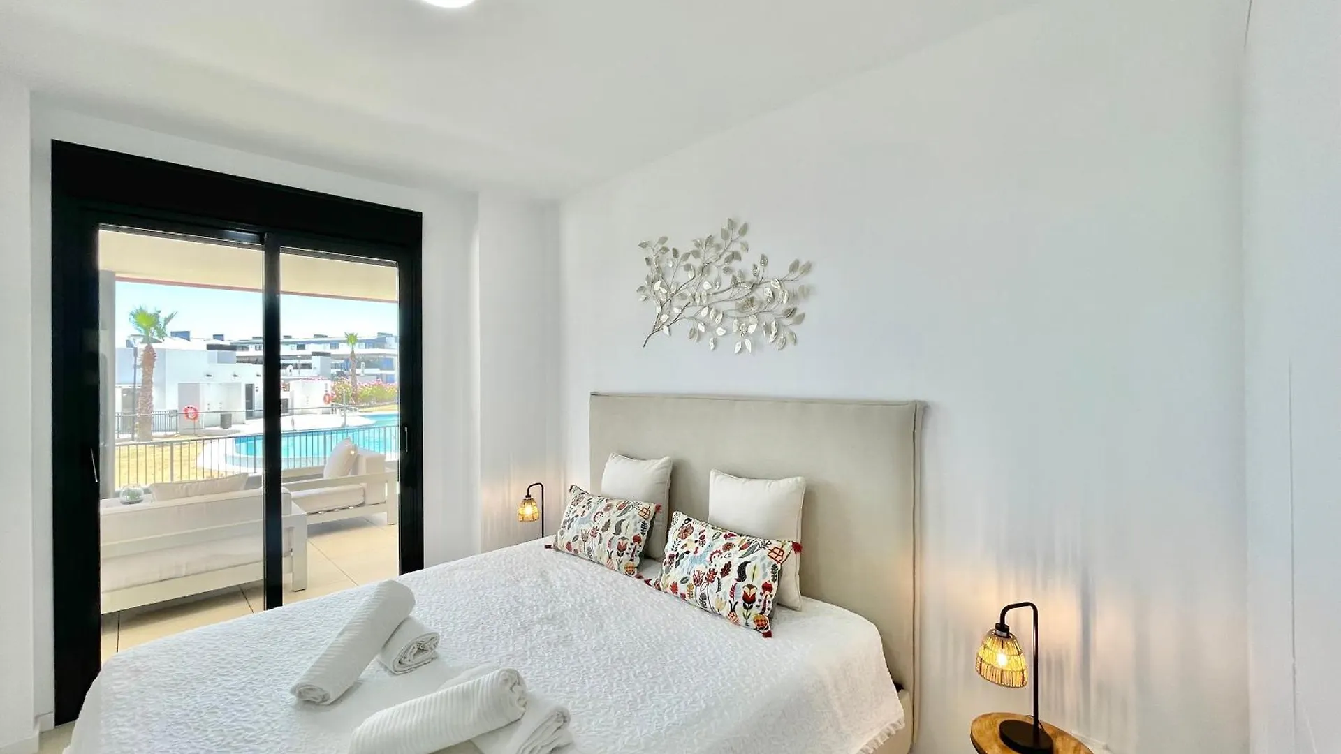 Upscale 3 Bedroom Apartment 300M From The Beach Fuengirola